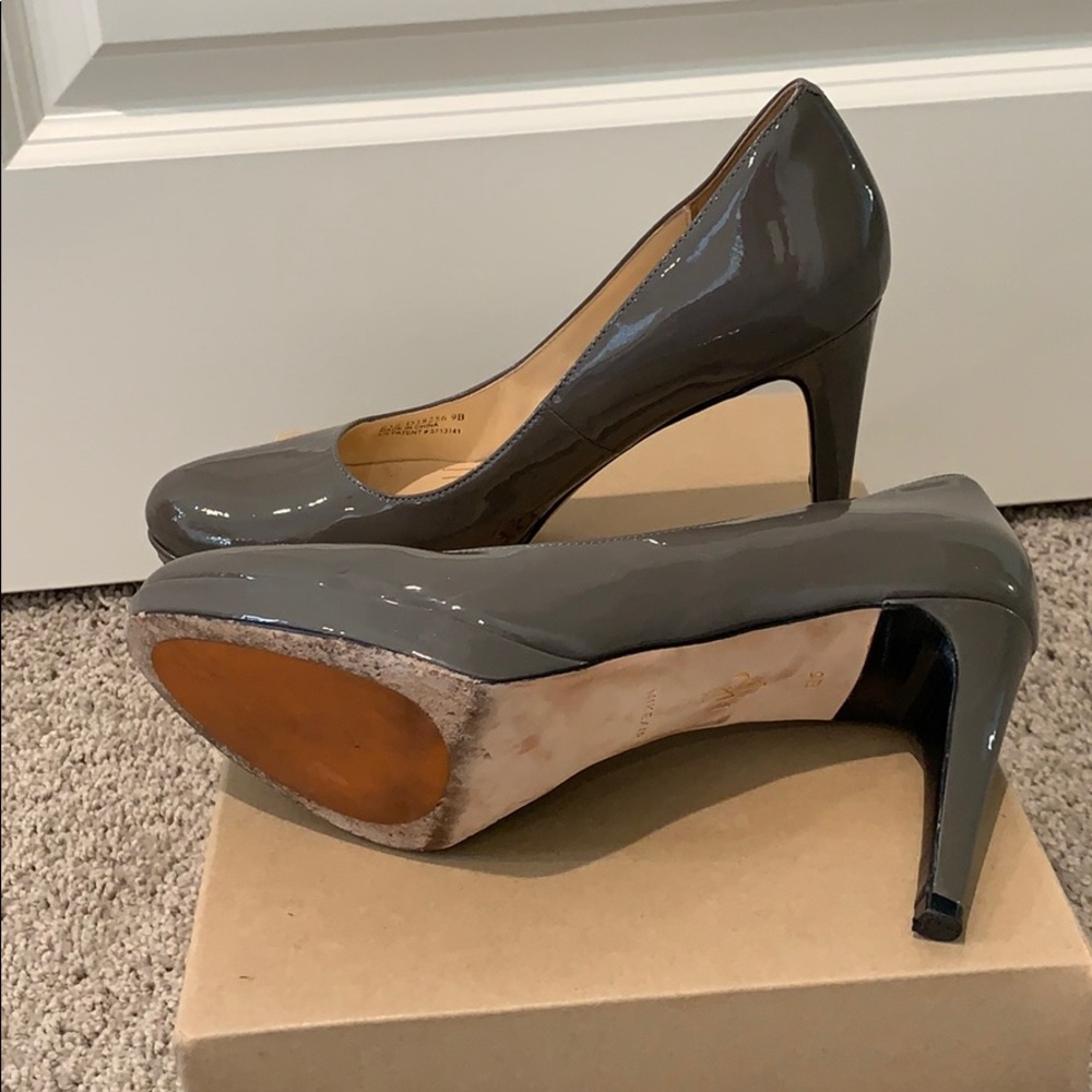 Cole Haan high heel pumps - Picture 4 of 5